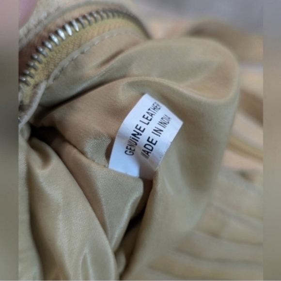 Latico Leather "Martine" Woven Tote Oversized Bag Color Honey - Picture 14 of 15